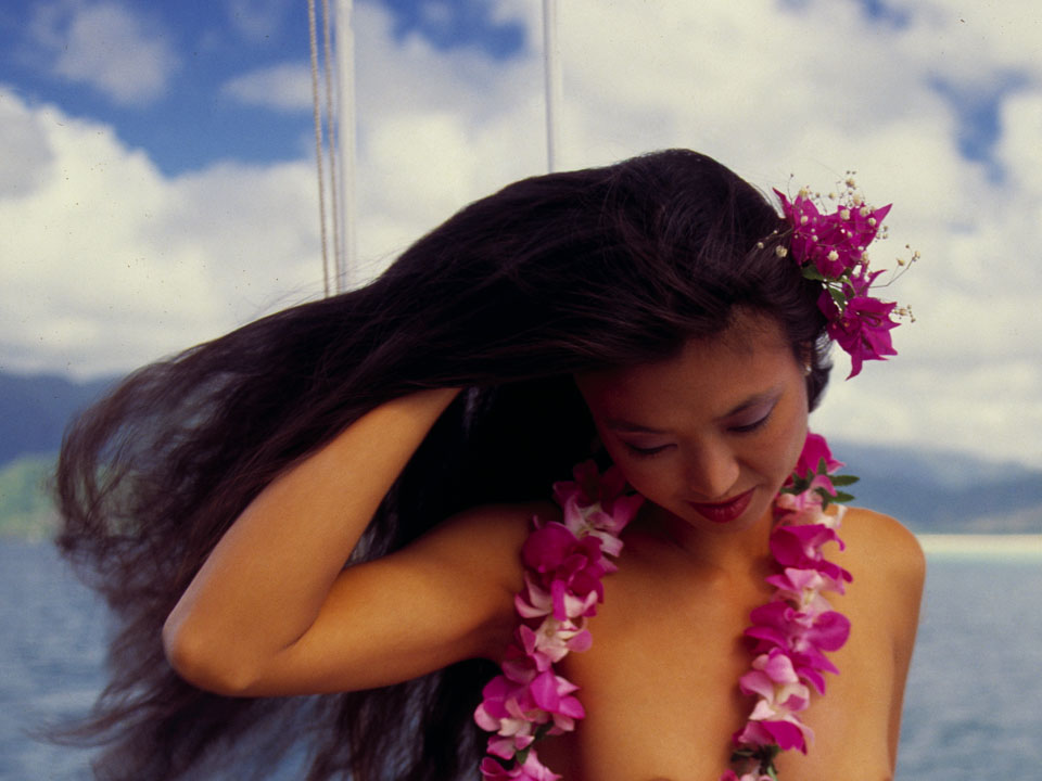 Hot Polynesian Women 21